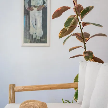 Amaranthos Garden Retreat Semesterbostad *
