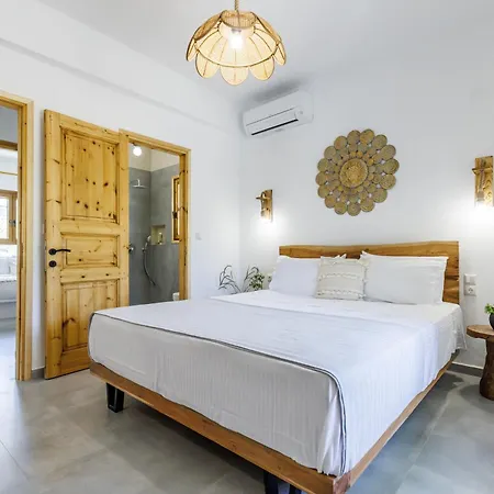 Vakantiehuis Amaranthos Garden Retreat *