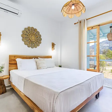 Amaranthos Garden Retreat Semesterbostad *