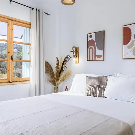 Amaranthos Garden Retreat *