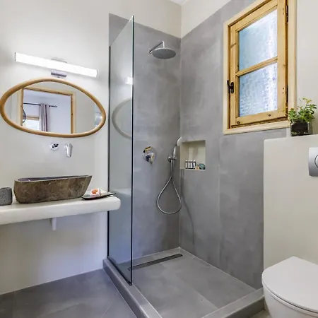 Amaranthos Garden Retreat Дом отдыха