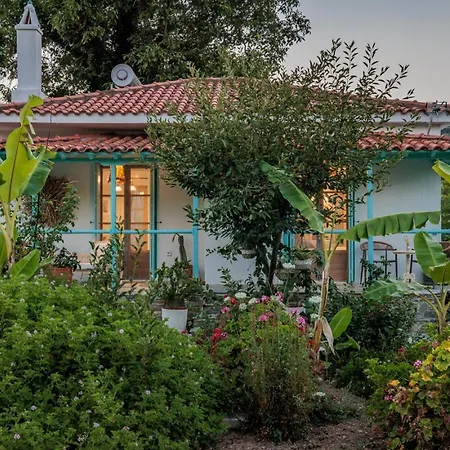 Amaranthos Garden Retreat Дом отдыха Скопелос