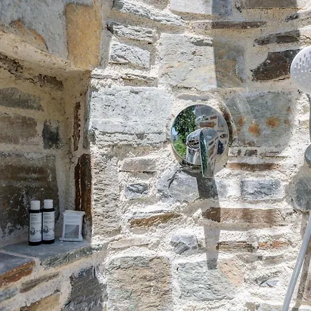 Amaranthos Garden Retreat *