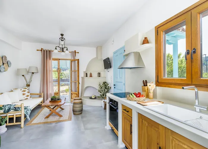 Amaranthos Garden Retreat * סקופלוס טאון