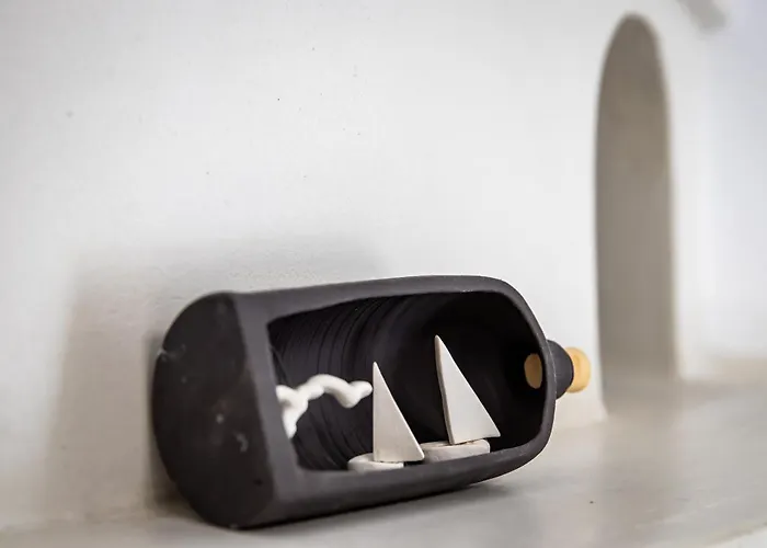 בית נופש Amaranthos Garden Retreat