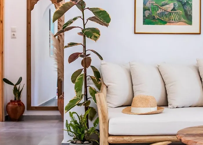 Amaranthos Garden Retreat * סקופלוס טאון