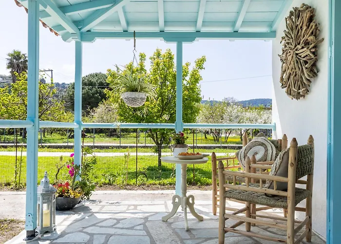 Amaranthos Garden Retreat בית נופש סקופלוס טאון